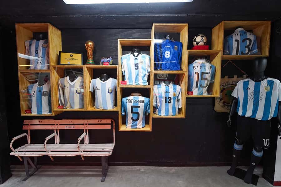 AllMaradona Buenos Aires: Maradona House Museum and Stadium - Who will enjoy this tour most