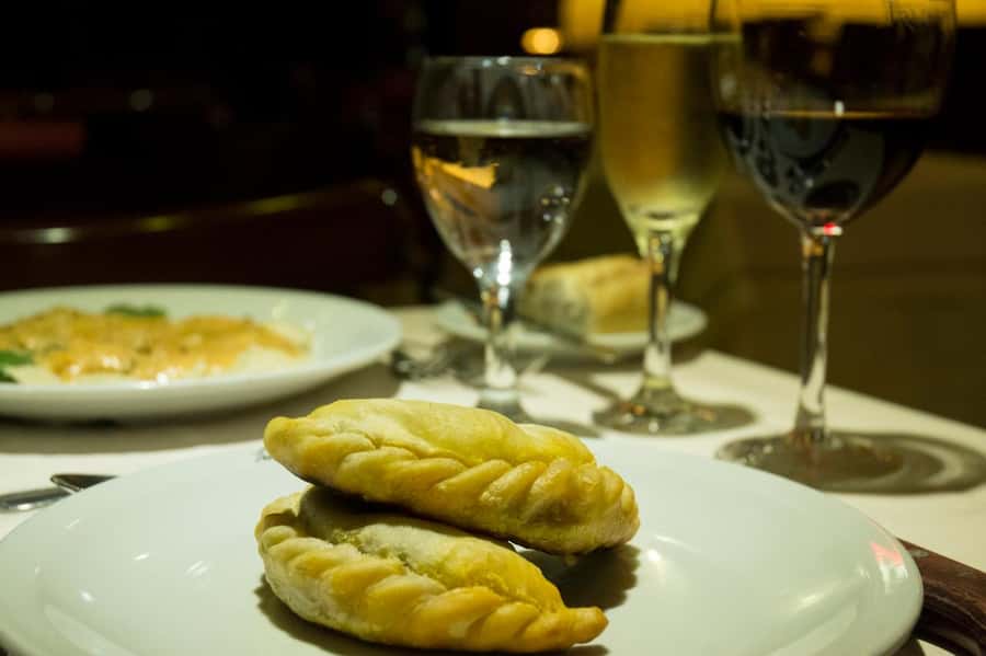 BA: Tango Show and Optional Dinner at Esquina Homero Manzi - What the $55 price covers