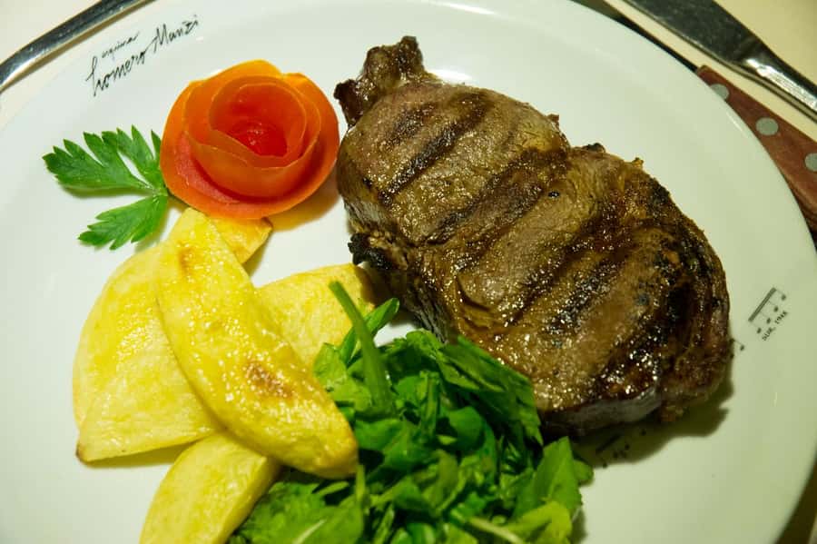 BA: Tango Show and Optional Dinner at Esquina Homero Manzi - Who will enjoy this night most