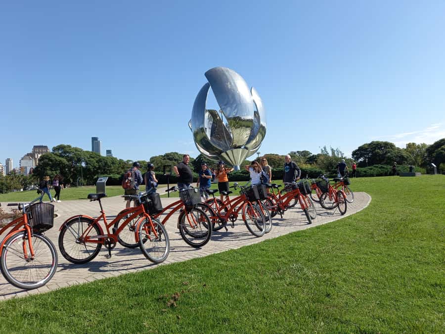 Bike Tour: Buenos Aires to the North - Rosedal and the green finish in Palermo