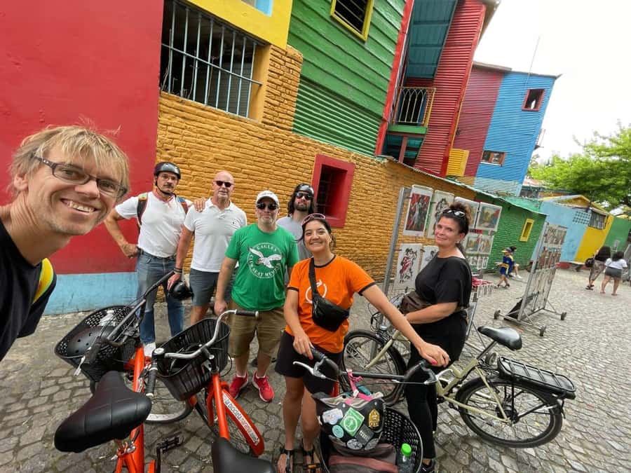 Bike Tour: Buenos Aires to the South - La Boca and the colors of Caminito