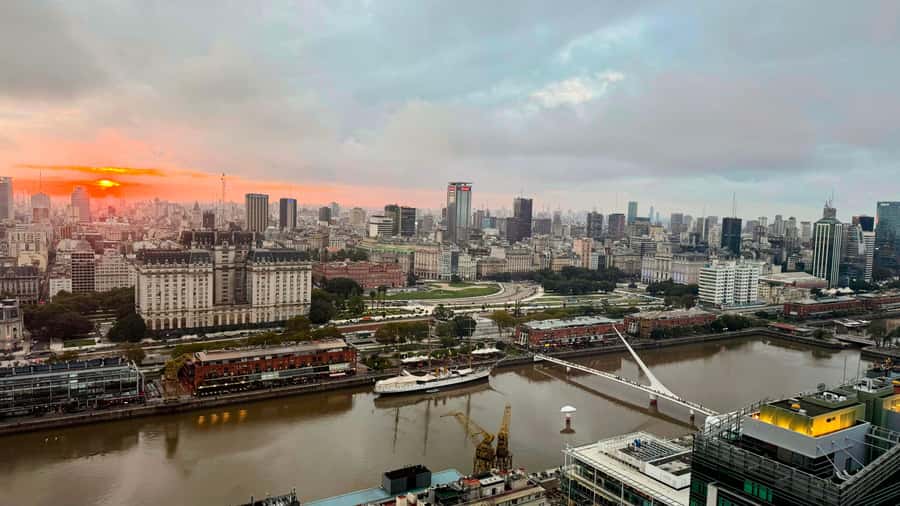 Buenos Aires After Dark: A City Lights & Sunset Experience - Recoleta adds a quieter, romantic pause
