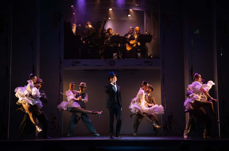 Buenos Aires: Cafe Los Angelitos Tango Show, Optional Dinner - A tango production with singers and group routines