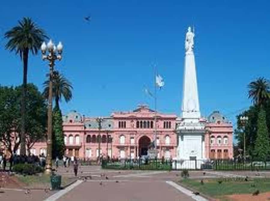 Buenos Aires City Tour with Luxury Lunch - Key points to know before booking