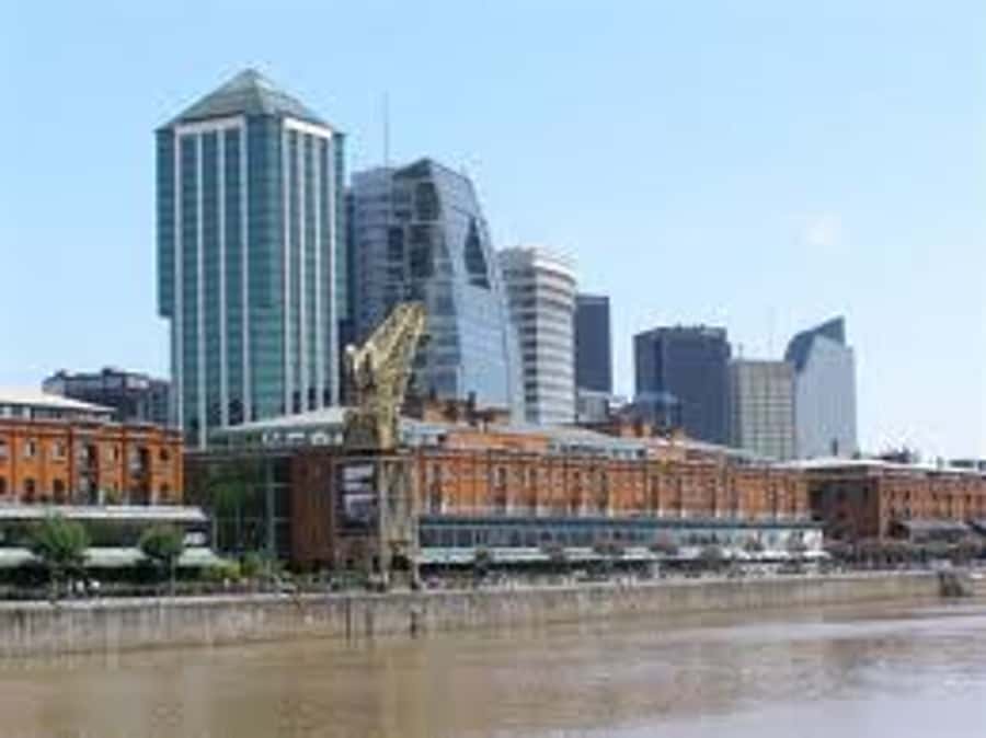 Buenos Aires City Tour with Luxury Lunch - Plaza de Mayo and the civic heart of the city