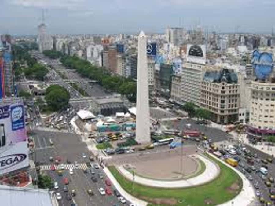 Buenos Aires City Tour with Luxury Lunch - The Obelisk and the city center