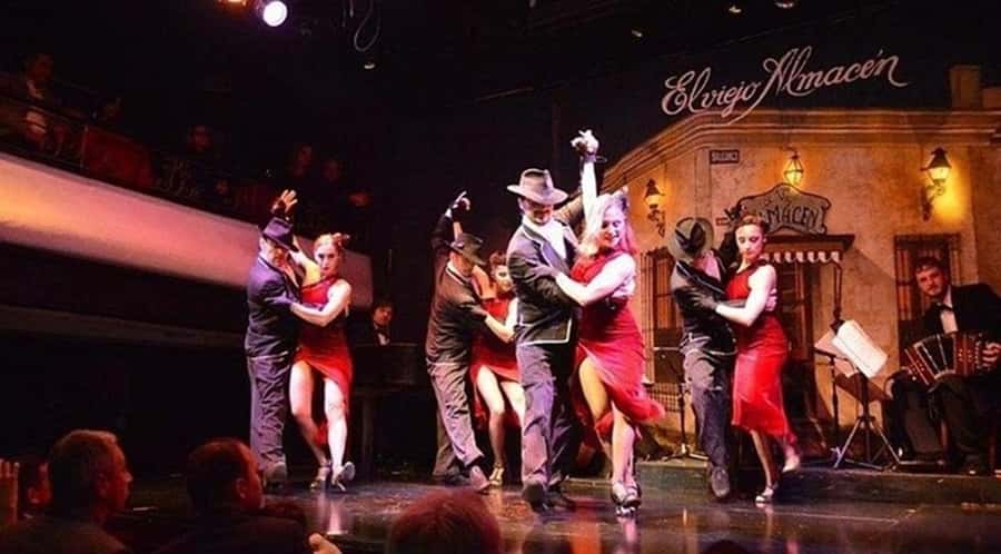 Buenos Aires: El Viejo Almacen Tango Show & optional Dinner - Arriving in San Telmo for the tango