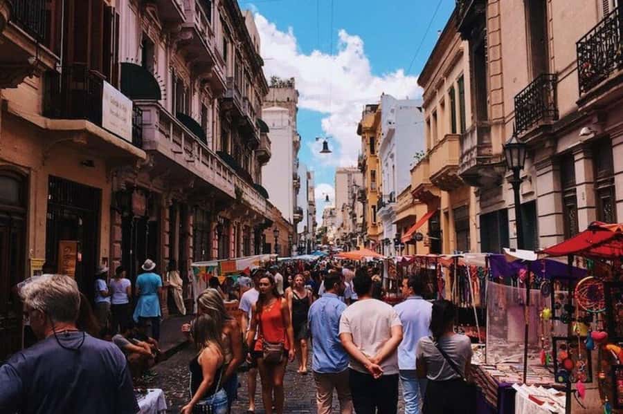 Buenos Aires Fairs: San Telmo & Mataderos Cultural Tour - Why these two Buenos Aires fairs work well together