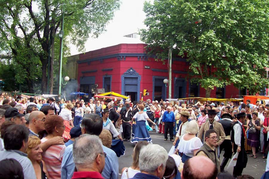 Buenos Aires Fairs: San Telmo & Mataderos Cultural Tour - Meeting at 831 Defensa Street in San Telmo