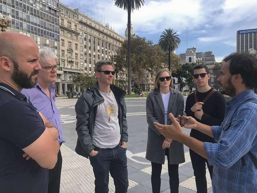 Buenos Aires for curious people - Ending at Casa Rosada and Plaza de Mayo
