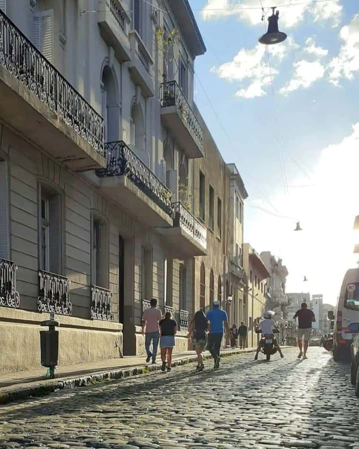 Buenos Aires for curious people - What the guide adds to the experience