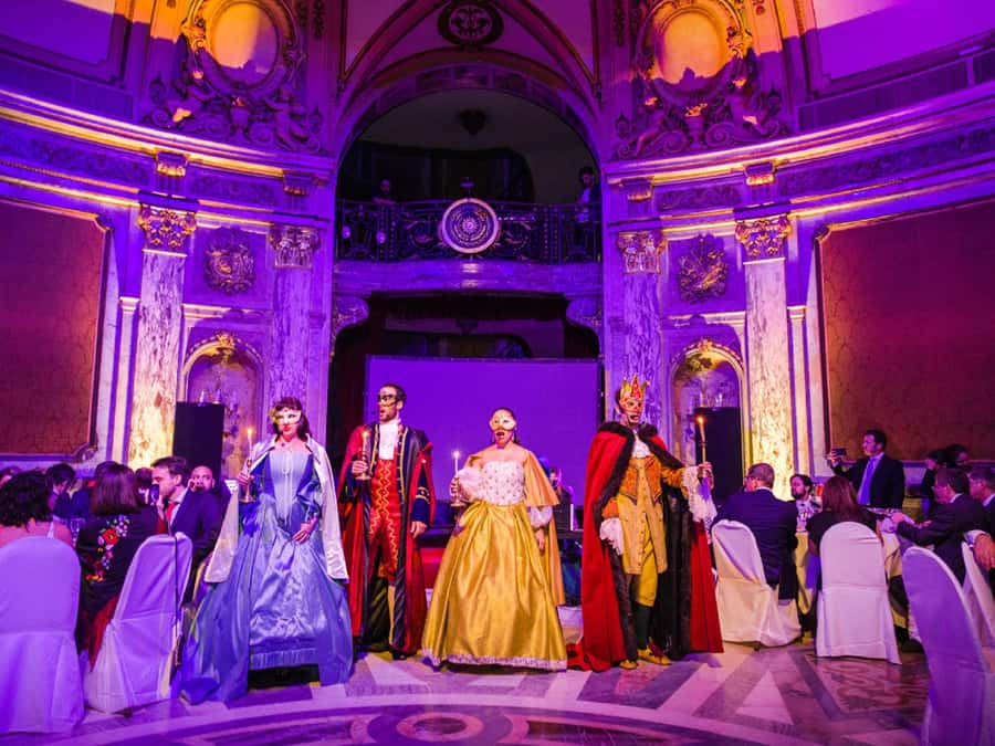 Buenos Aires: Gala Lírica Tickets at Palacio Paz. - The Music, Humor, and Interactive Format