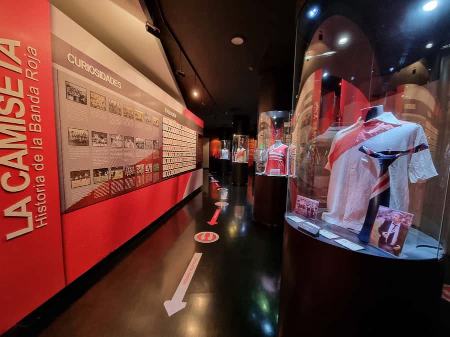 Buenos Aires: Hop-On Hop-Off Bus and Football Museums - Key points to know before you book