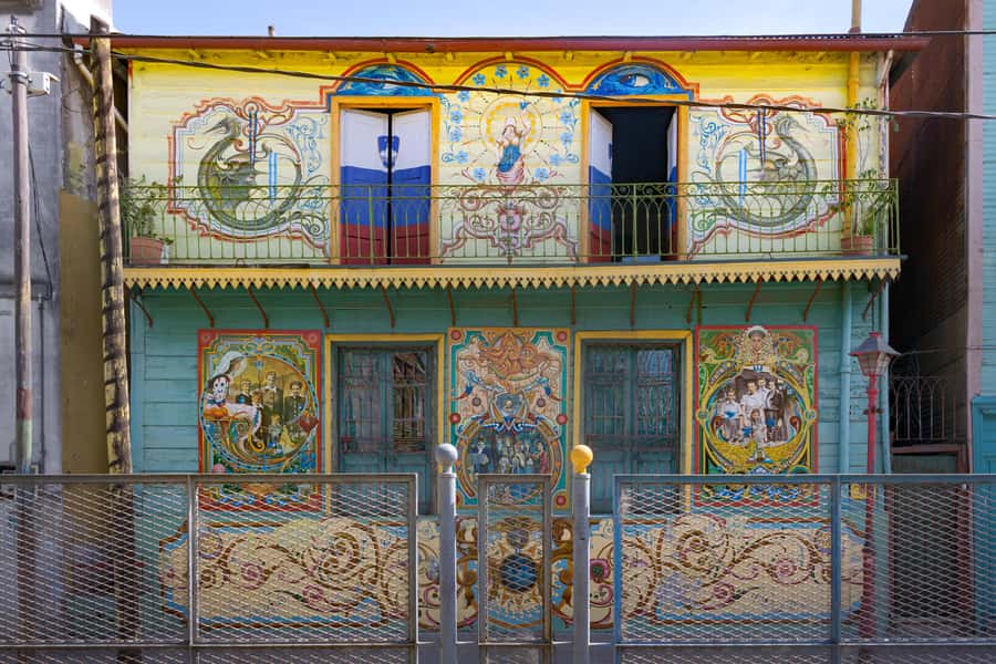 Buenos Aires: La Boca Guided Walking Tour in English - How much walking and effort should you expect?