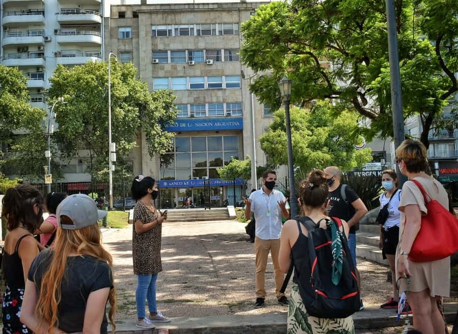 Buenos Aires: Palermo Soho Guided Walking Tour - Starting at Garibaldi, then getting your bearings