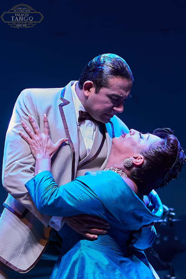 Buenos Aires: Piazzolla Tango Show with Optional Dinner - Watching the dancers and singers
