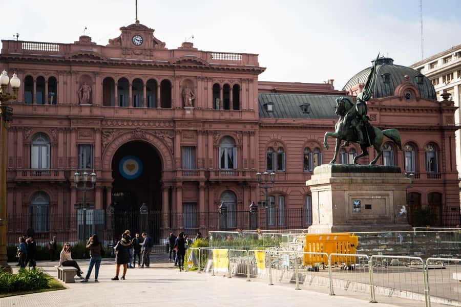 Buenos Aires Private City Tour with a local guide - Why a private car works well in Buenos Aires