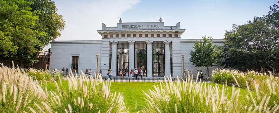 Buenos Aires: Private Recoleta Cemetery Walking Guided Tour - Who will get the most from this walk