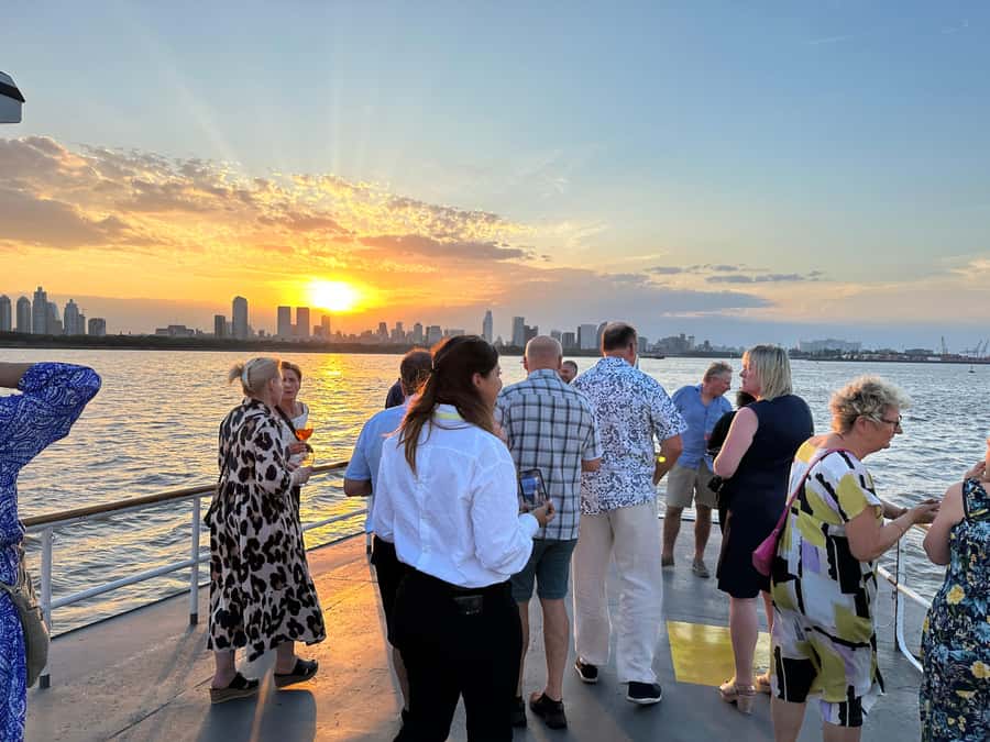 Buenos Aires: Puerto Madero Sunset Cruise with Open Bar - What You See Along the Port Route