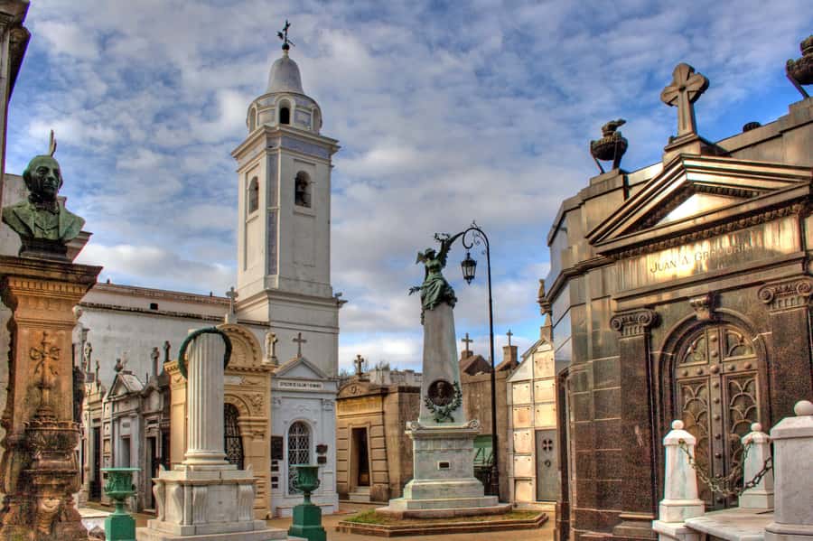 Buenos Aires: Recoleta Neighborhood Walking Tour - Key points to know before you book