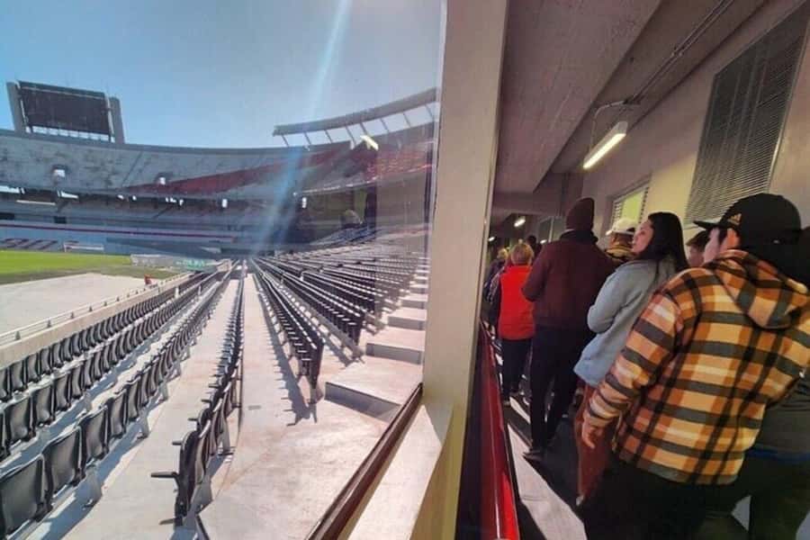 Buenos Aires: River Plate and Boca Juniors Museum Tour - La Boca and the Boca Juniors story