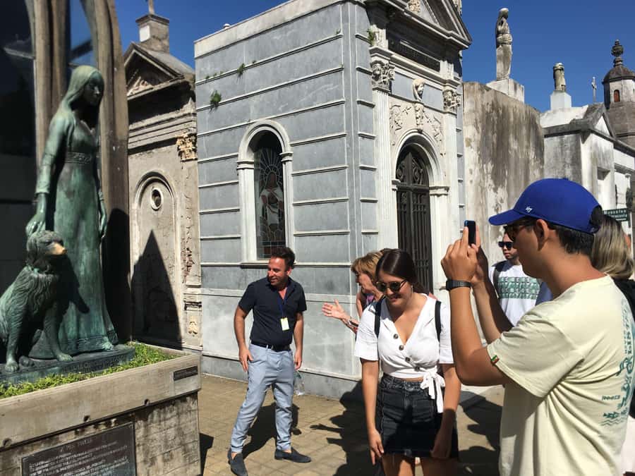 Buenos Aires:Small Group Tour AM & Sunset Open Bar Cruise PM - Key points at a glance