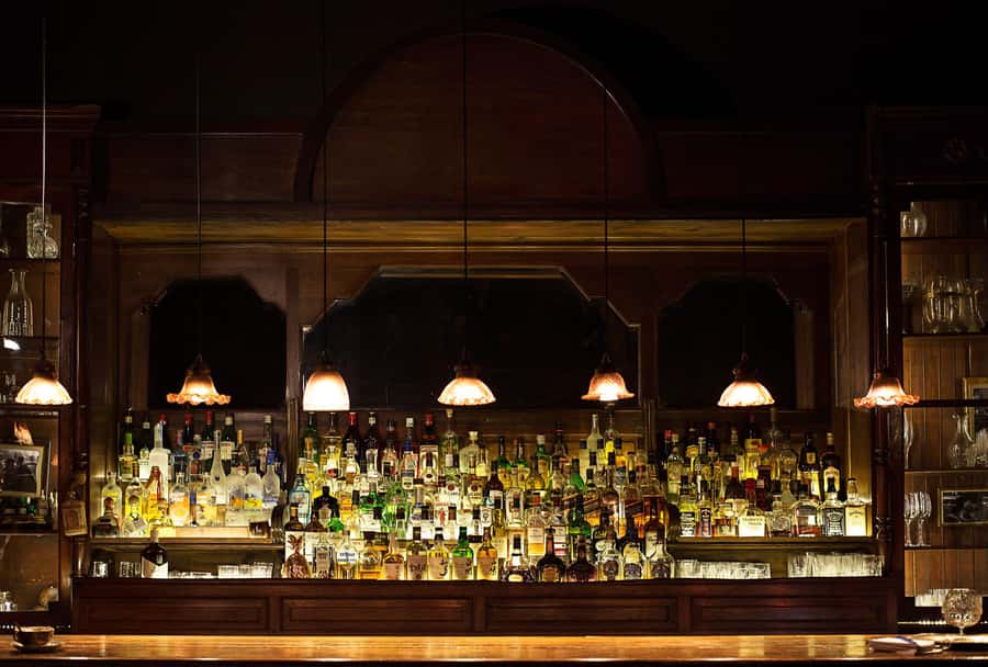 Buenos Aires: Speakeasy & Mixology Bar Tour with Cocktails - A six-minute walk to the second bar