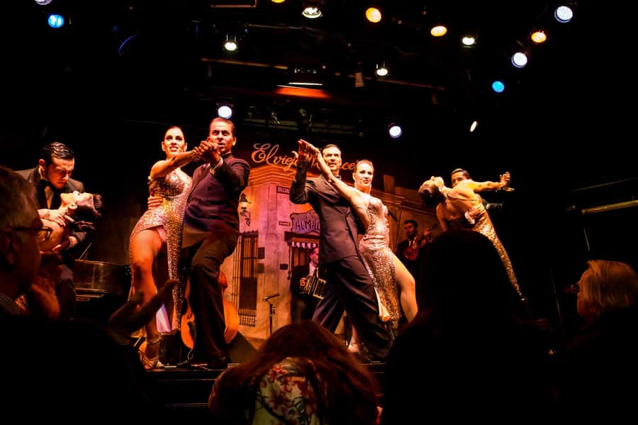 Buenos Aires: Tango - El Viejo Almacén! The first and most traditional show - What happens once the curtain rises