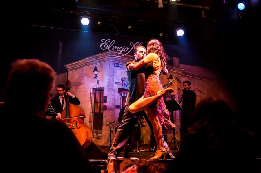 Buenos Aires: Tango - El Viejo Almacén! The first and most traditional show - Hotel pickup and getting back afterward