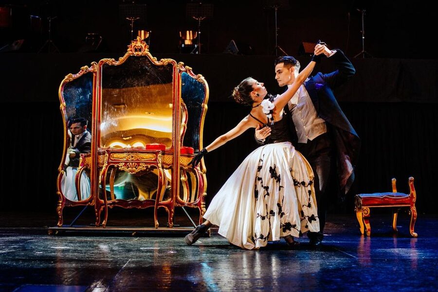 Buenos Aires Tango Porteño Show with optional Dinner - The value of the $51 price