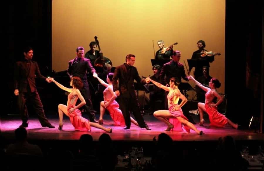 Buenos Aires Tango Show and Dinner at Piazzolla Tango - A simple plan for the evening