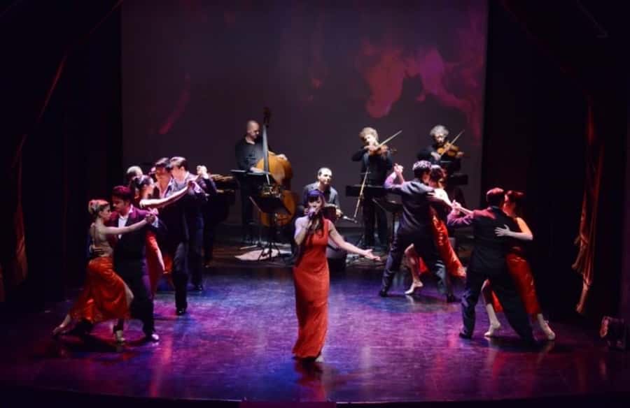 Buenos Aires Tango Show and Dinner at Piazzolla Tango - The music, singers, and dance troupe