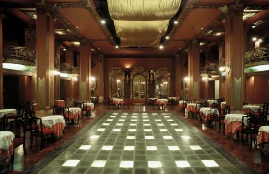 Buenos Aires Tango Show and Dinner at Piazzolla Tango - What the $33 price means