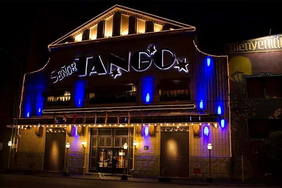 Buenos Aires: Tango Show at Señor Tango with Optional Dinner - What the Señor Tango production is like