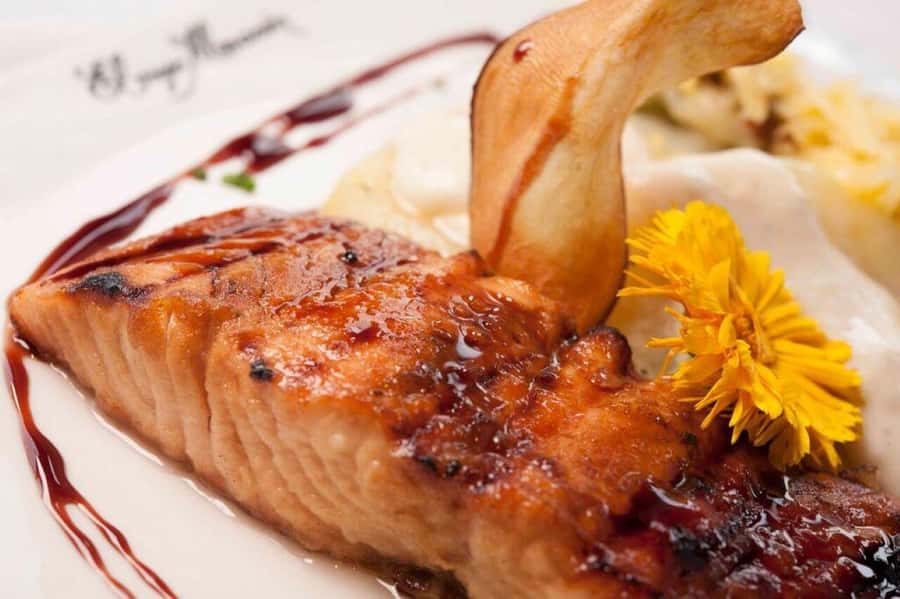 Buenos Aires: Tango Show "Viejo Almacén" & optional dinner - Who will get the most from this evening
