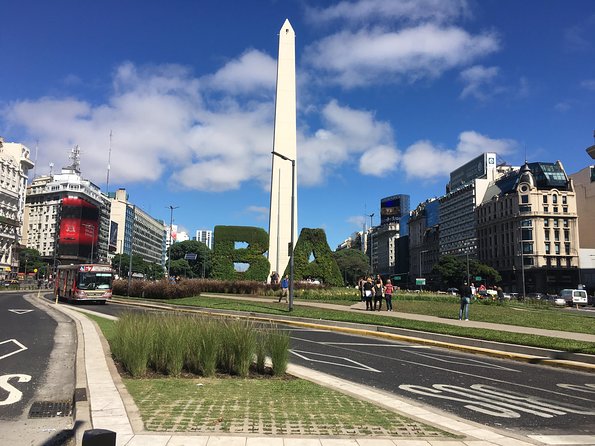 Buenos Aires Walking Tour with Local Guide and Optional Rooftop - Mercado San Telmo and the empanada stop