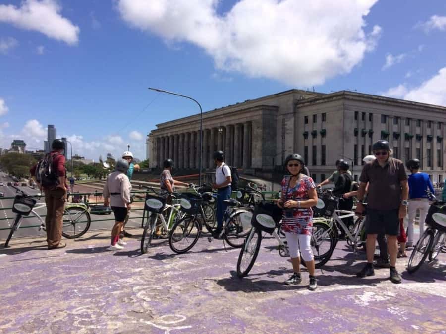 City Bike Tour in Palermo and Recoleta - Cycling into the Bosques de Palermo