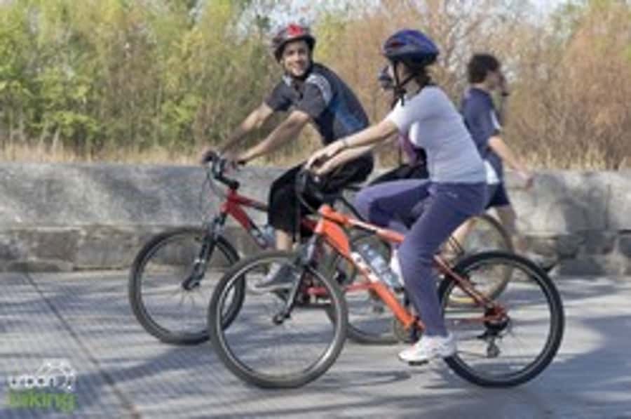 City Bike Tour in Palermo and Recoleta - Starting at Chile 1145 and Plaza San Martín
