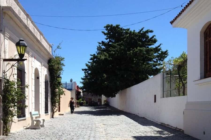 Colonia del Sacramento: Small-Group Day Trip - Why Colonia makes a good day away from Buenos Aires