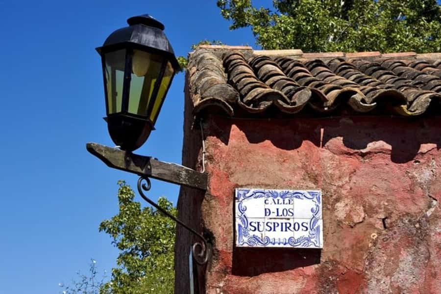 Colonia del Sacramento: Small-Group Day Trip - Documents and booking details that matter