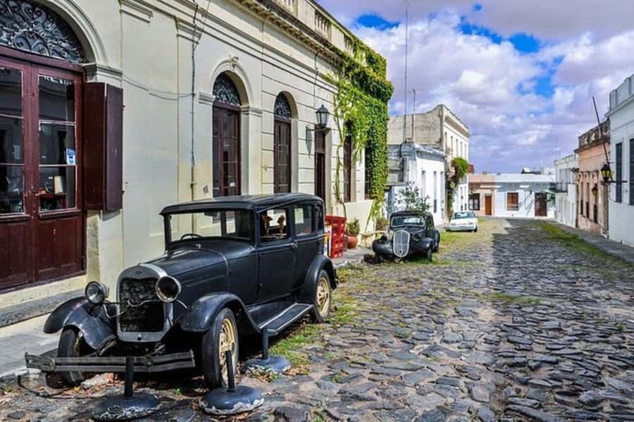 Colonia del Sacramento: Small-Group Day Trip - From your Buenos Aires hotel to the ferry terminal