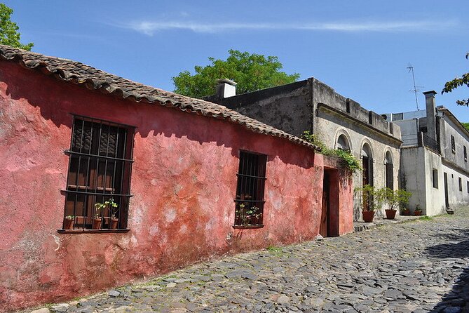 Colonia Premium Day Tour From Buenos Aires - Hotel Pickup Makes Buenos Aires Easier