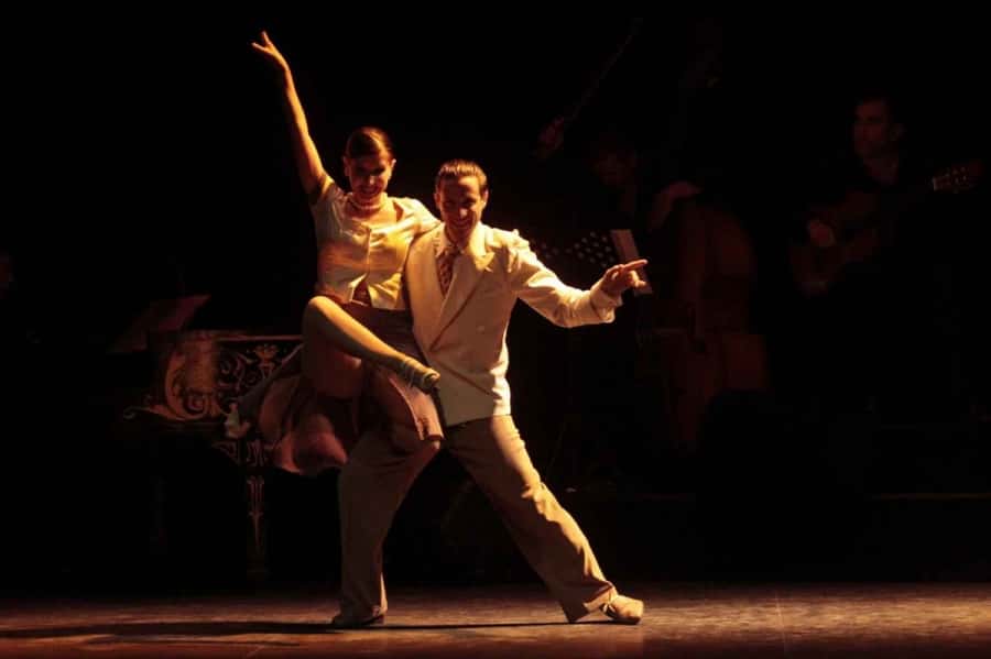 Esquina Homero Manzi Dinner and Tango Show - Should you book Esquina Homero Manzi?