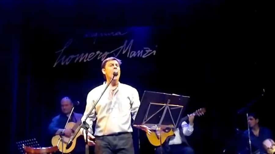 Esquina Homero Manzi Dinner and Tango Show - Arriving in Boedo and entering the historic venue
