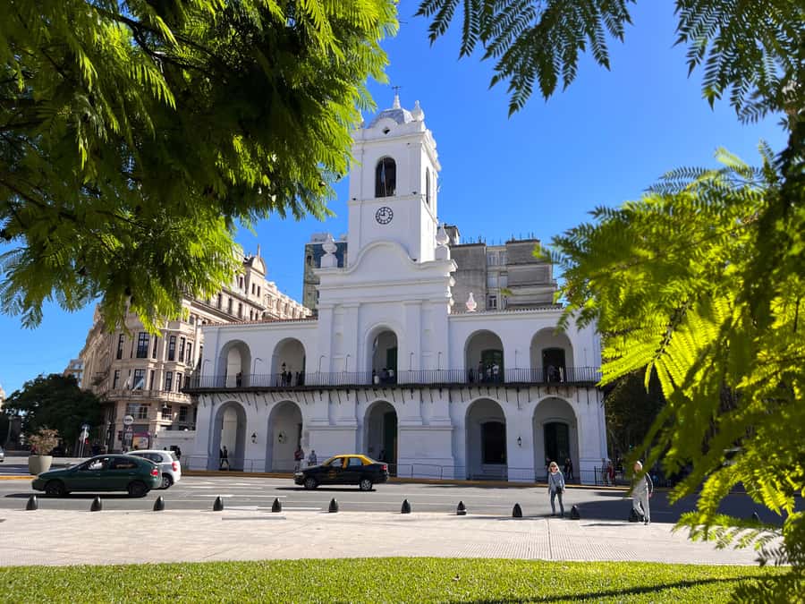 Exclusive Full-Day Private Tour in Buenos Aires - What the private vehicle changes