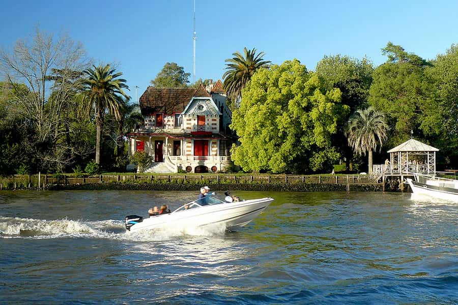 From Buenos Aires: Classic Tigre Delta Tour - The guides can make or break the day