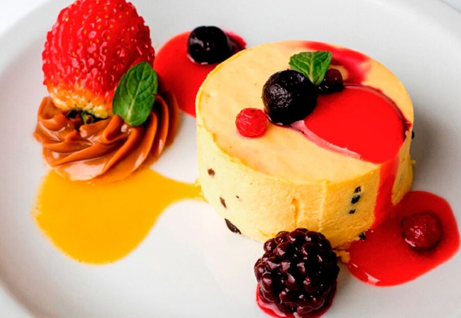 Madero Tango: Executive Only Tango & Folklore Show - What the dinner and wine option really means