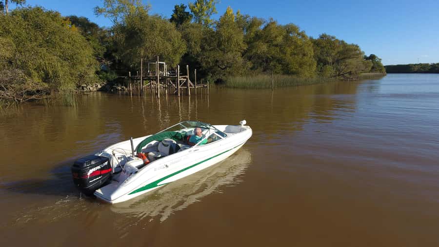 Navigation in Delta of Tigre - Exclusive semi private tour - From your lodging to Tigre in a grey Honda Accord
