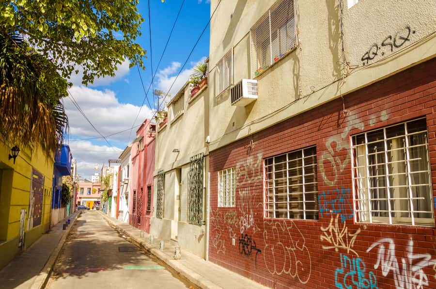 Palermo: Graffiti and Street Art Guided Tour in English - Practical details that matter