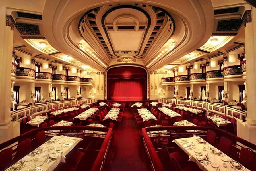 Piazzolla Tango Show in Buenos Aires (with optional dinner) - Entering Galería Güemes at 8 PM